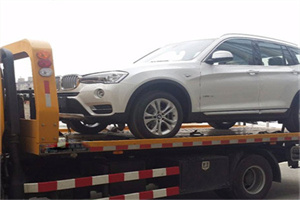 香格里拉拖车24小时服务电话